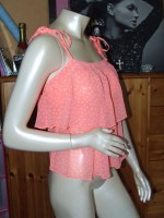 top Jennyfer court taille M ou 36 à 3 euros